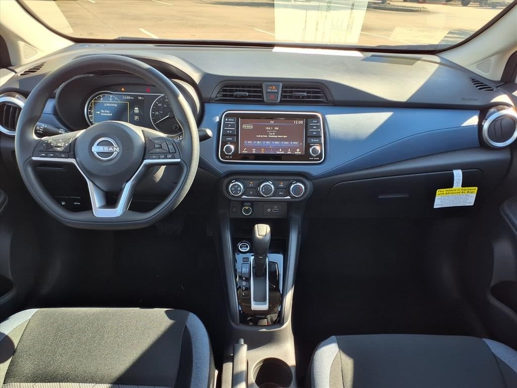 2025 Nissan Versa 1.6 SV