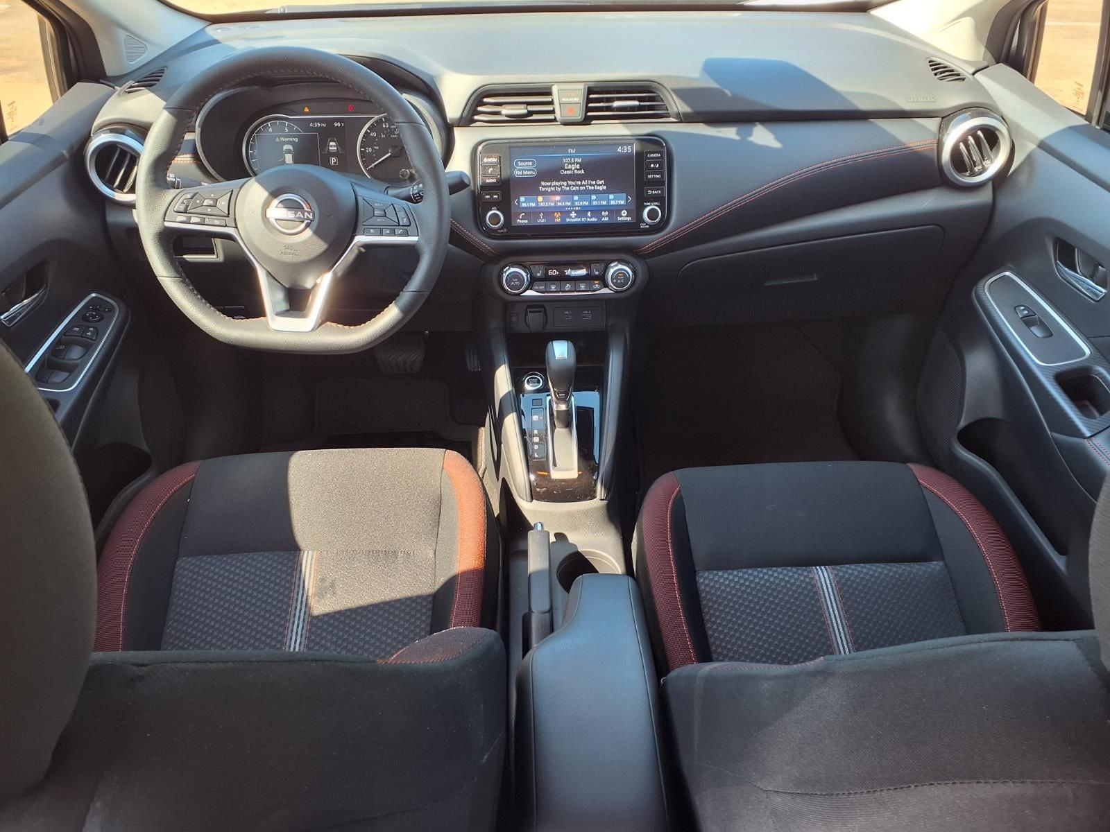 2025 Nissan Versa 1.6 SR
