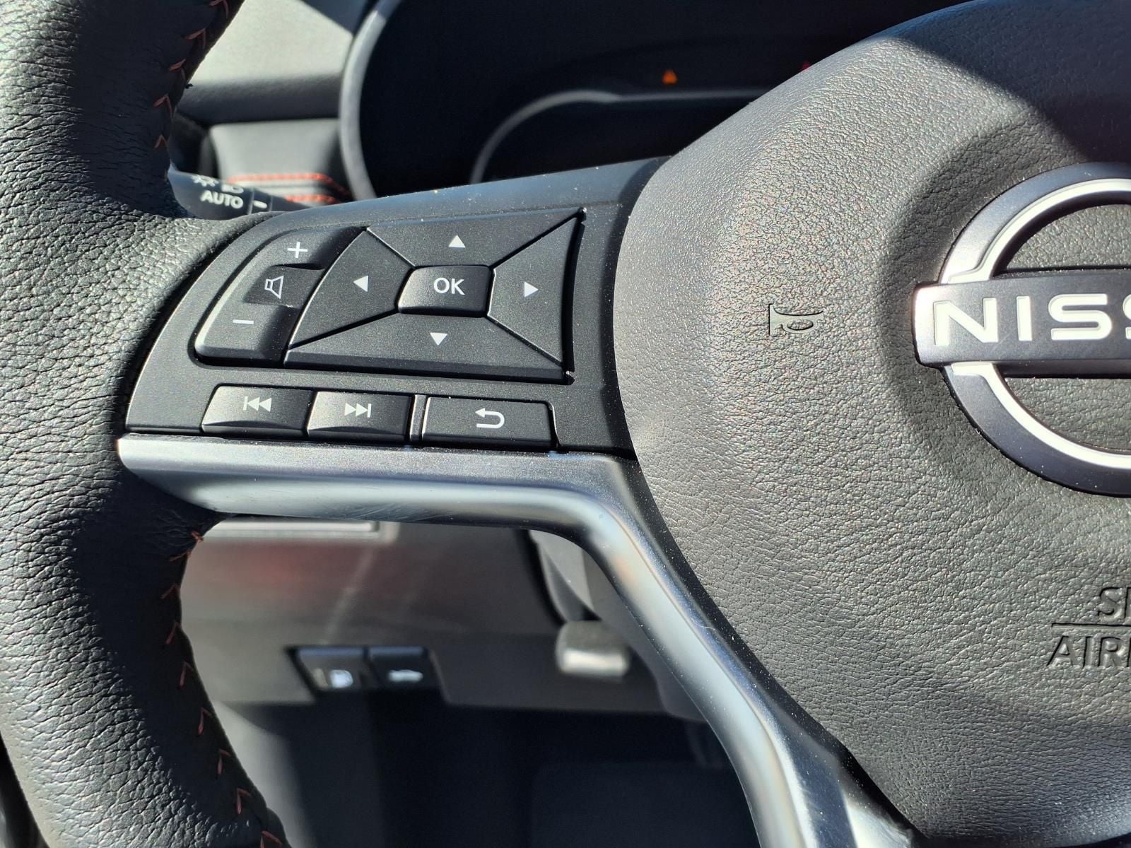 2025 Nissan Versa 1.6 SR