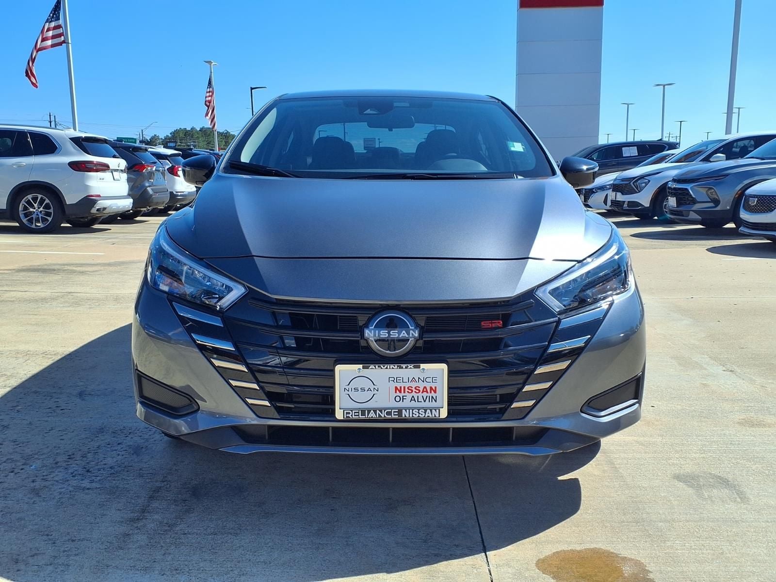 2025 Nissan Versa 1.6 SR