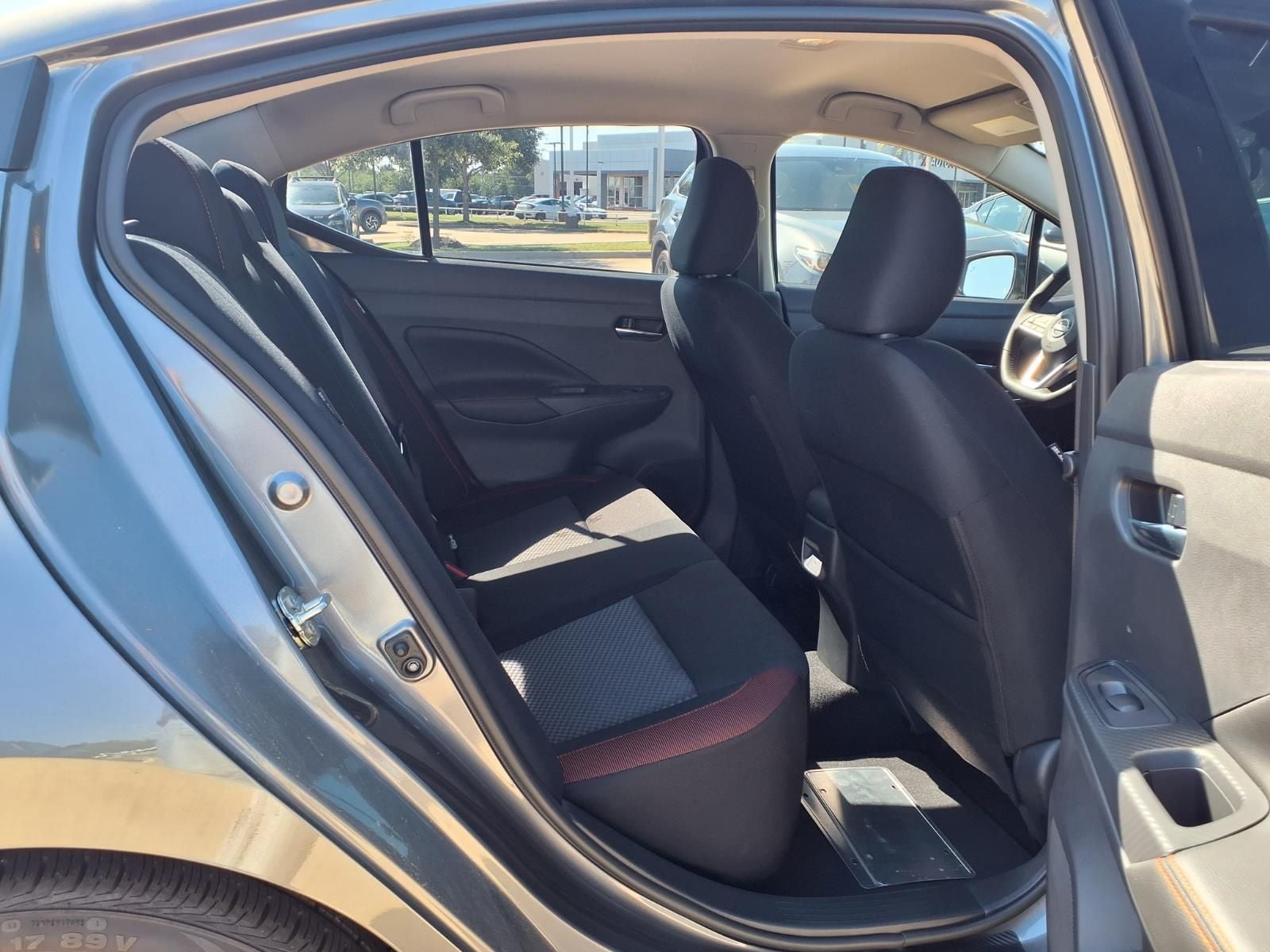 2025 Nissan Versa 1.6 SR