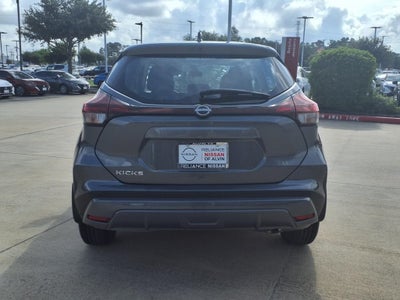 2025 Nissan Kicks Play S