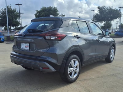 2025 Nissan Kicks Play S
