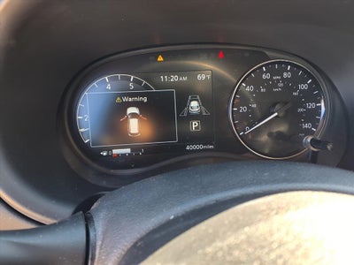 2023 Nissan Kicks SR