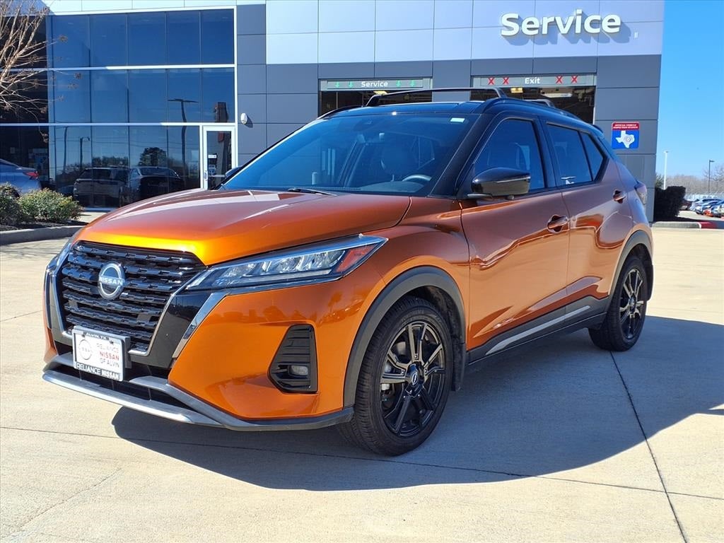 2023 Nissan Kicks SR