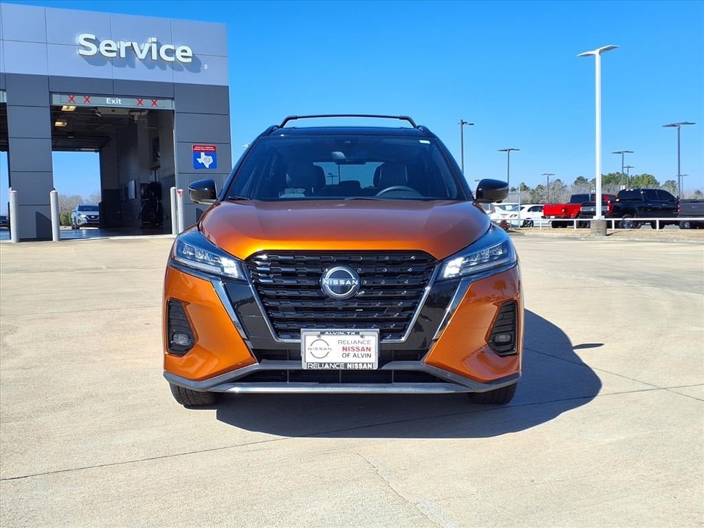 2023 Nissan Kicks SR