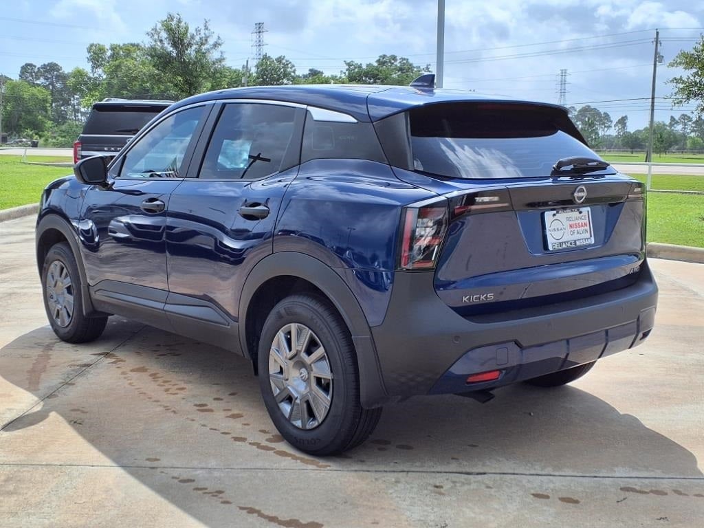 2025 Nissan Kicks S