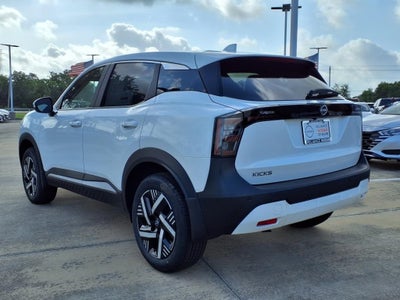 2025 Nissan Kicks SV