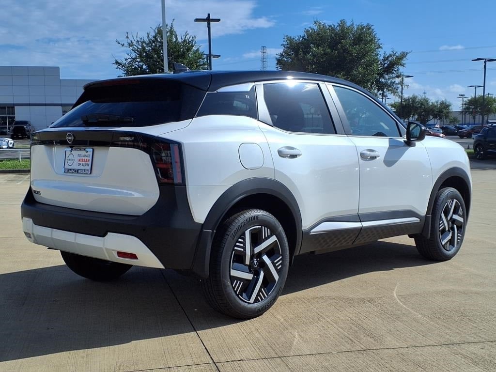 2025 Nissan Kicks SV