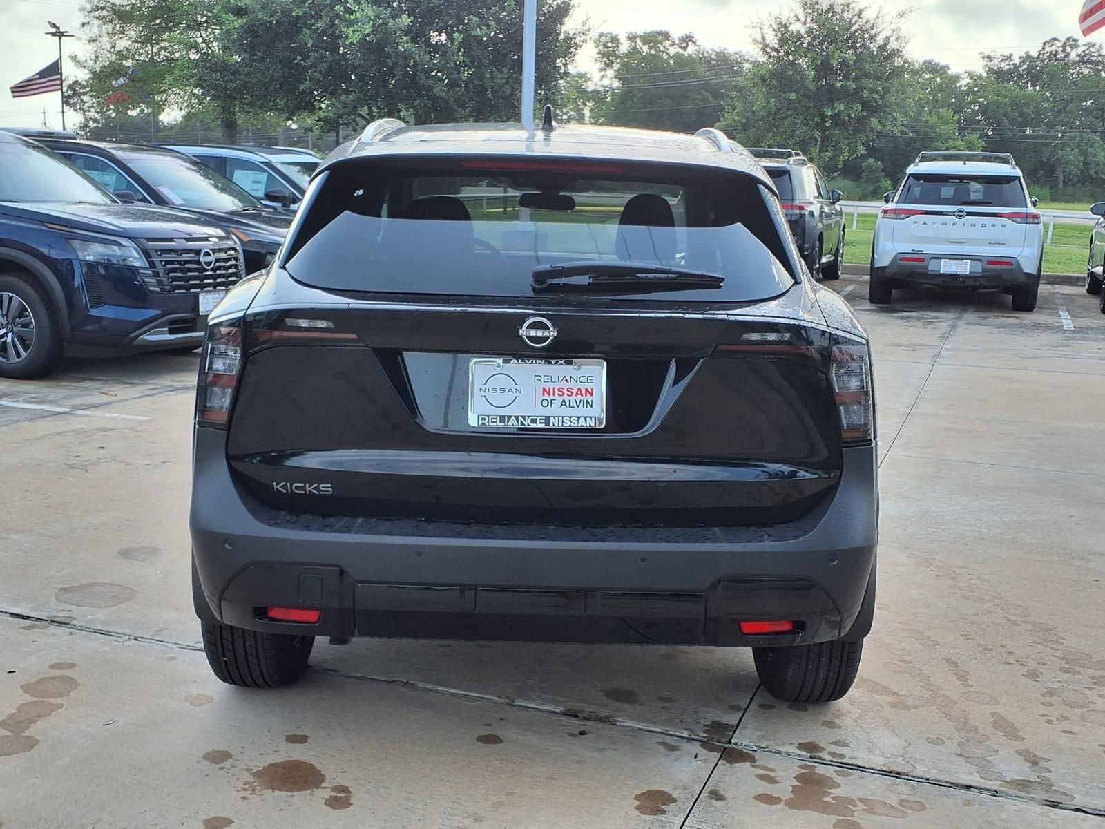 2026 Nissan Kicks SV
