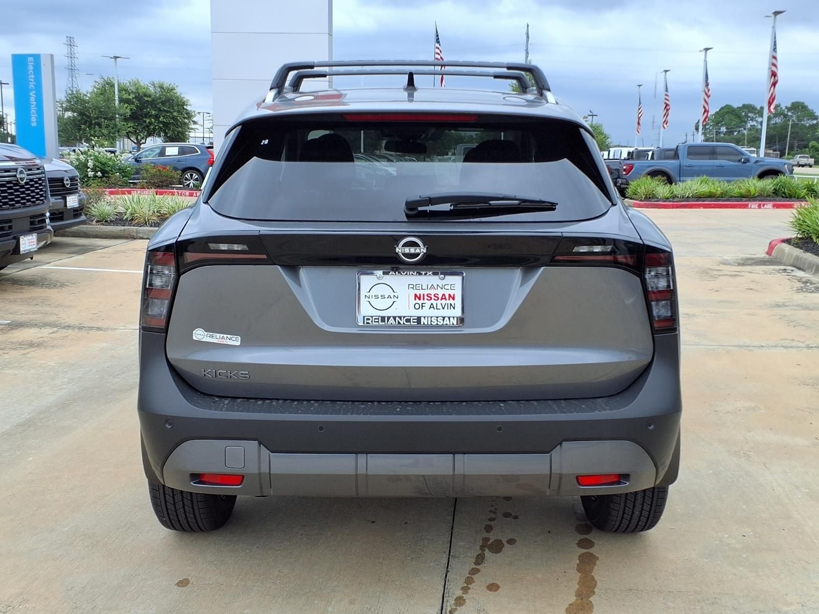 2026 Nissan Kicks SV