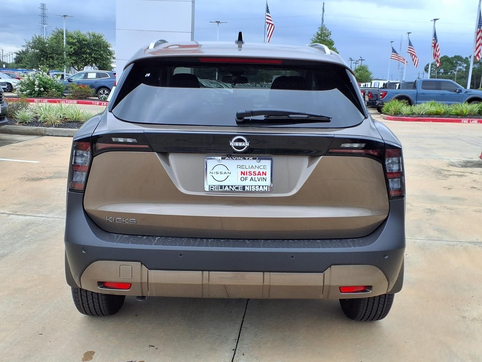 2026 Nissan Kicks SV