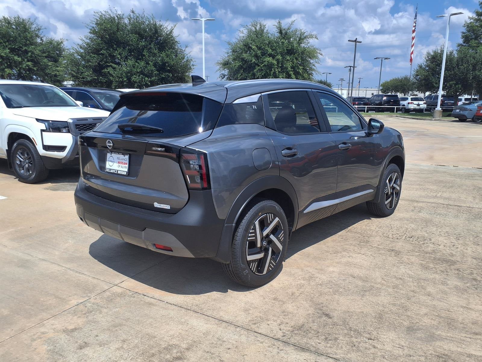 2027 Nissan Kicks SV