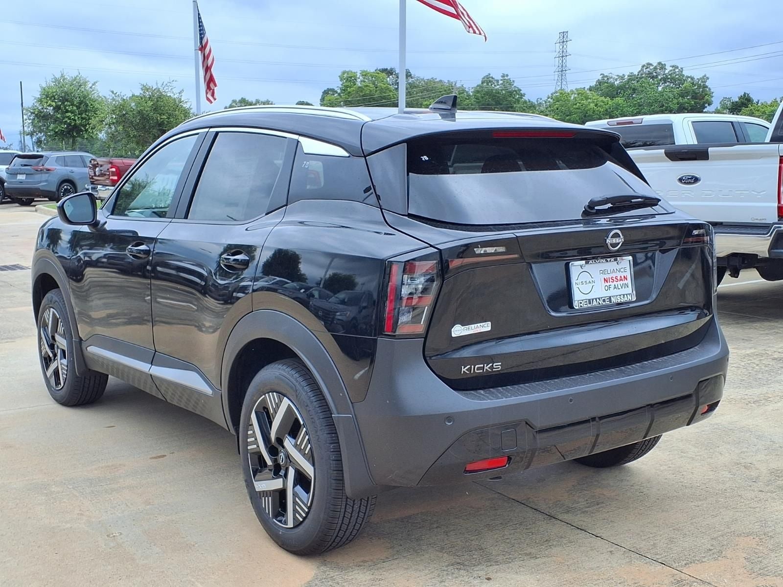 2026 Nissan Kicks SV