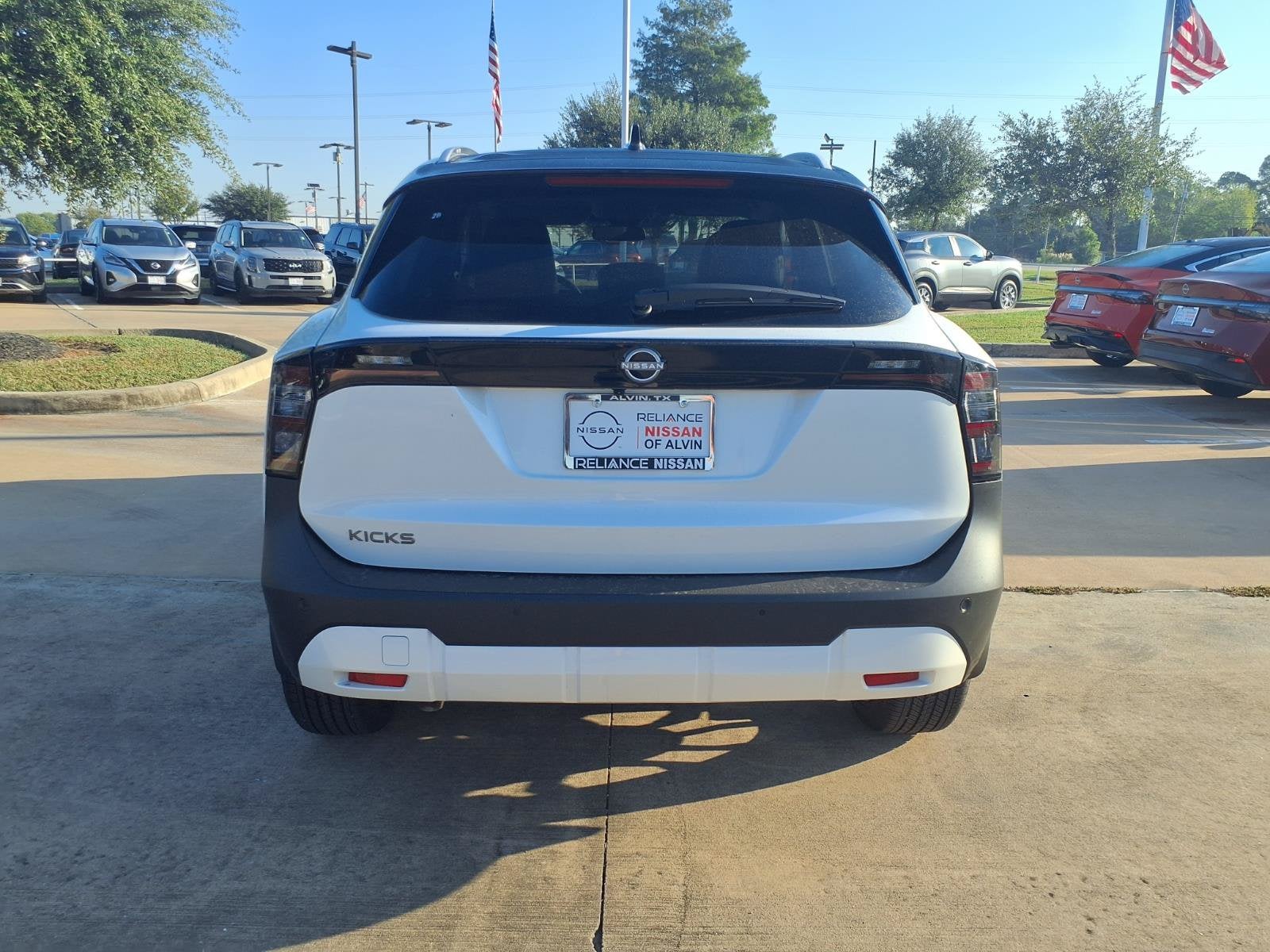 2027 Nissan Kicks SR