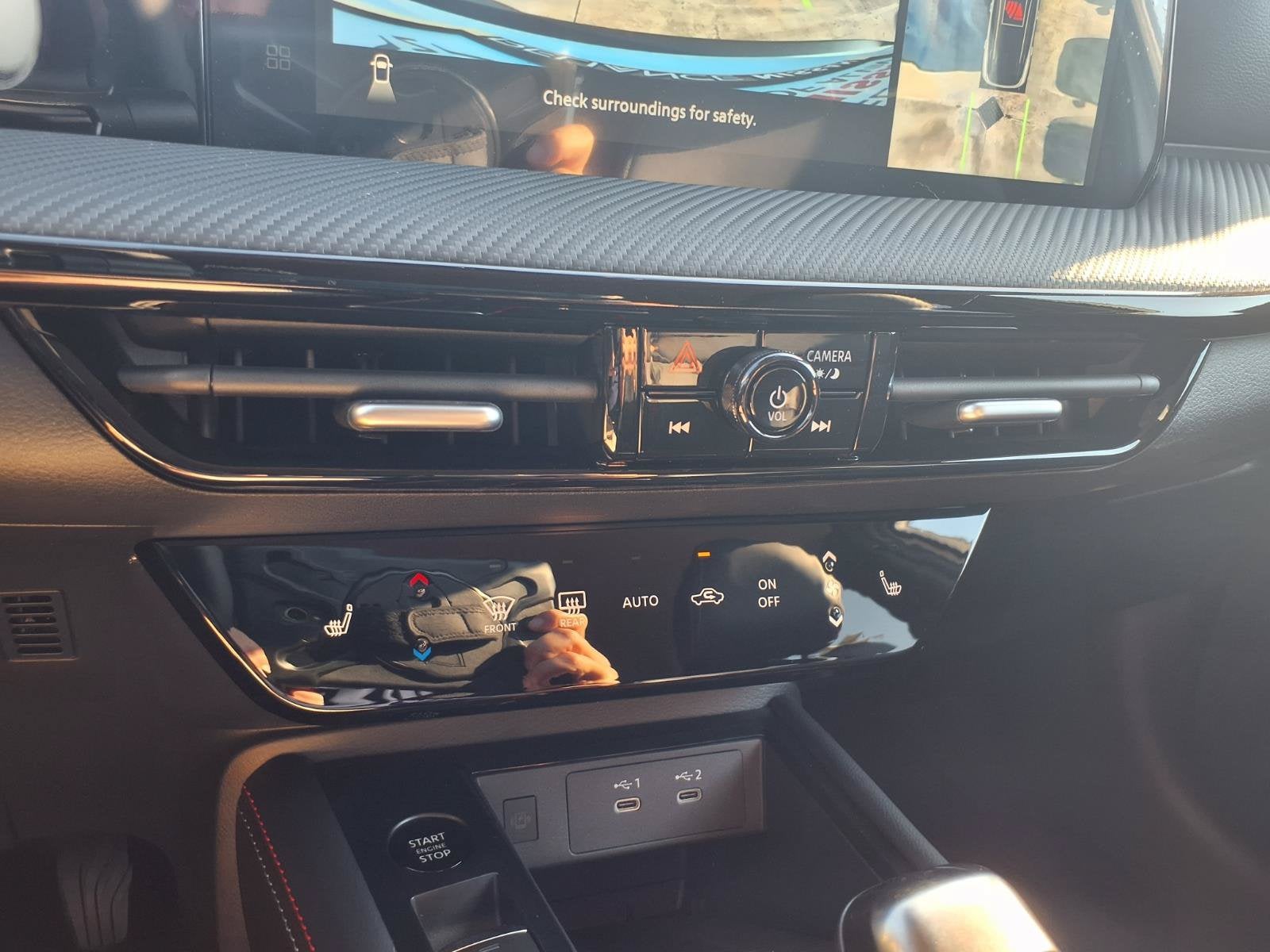 2027 Nissan Kicks SR