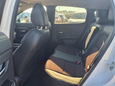 2027 Nissan Kicks SR