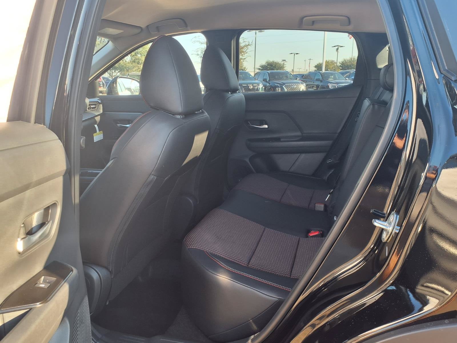 2027 Nissan Kicks SR