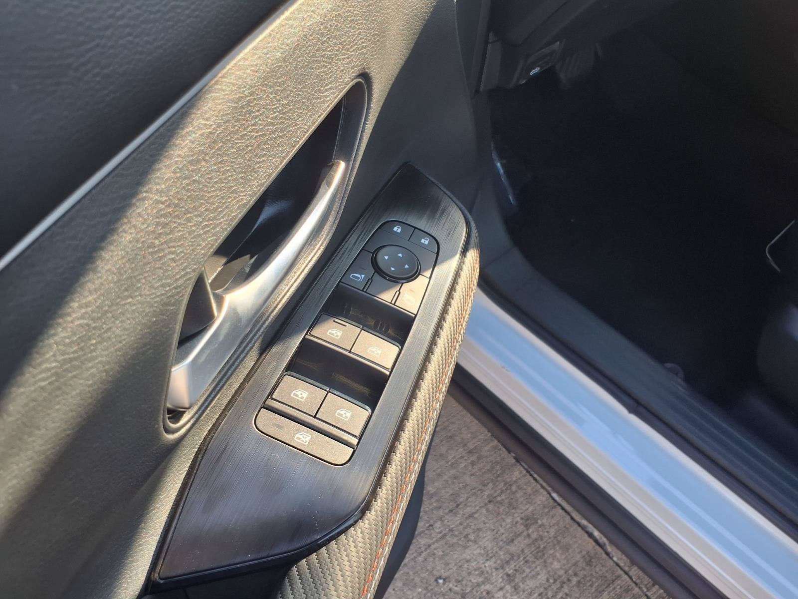 2027 Nissan Kicks SR