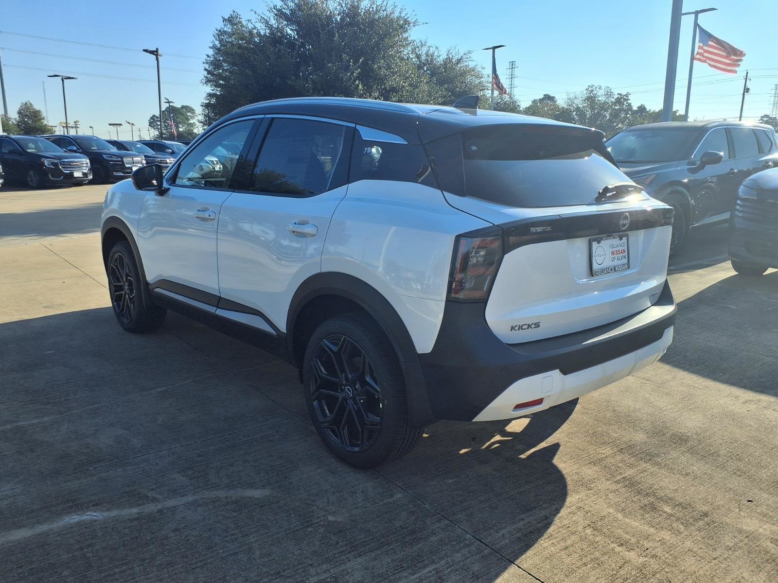 2027 Nissan Kicks SR
