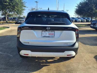 2027 Nissan Kicks SR