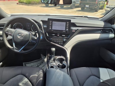 2022 Toyota Camry Hybrid LE