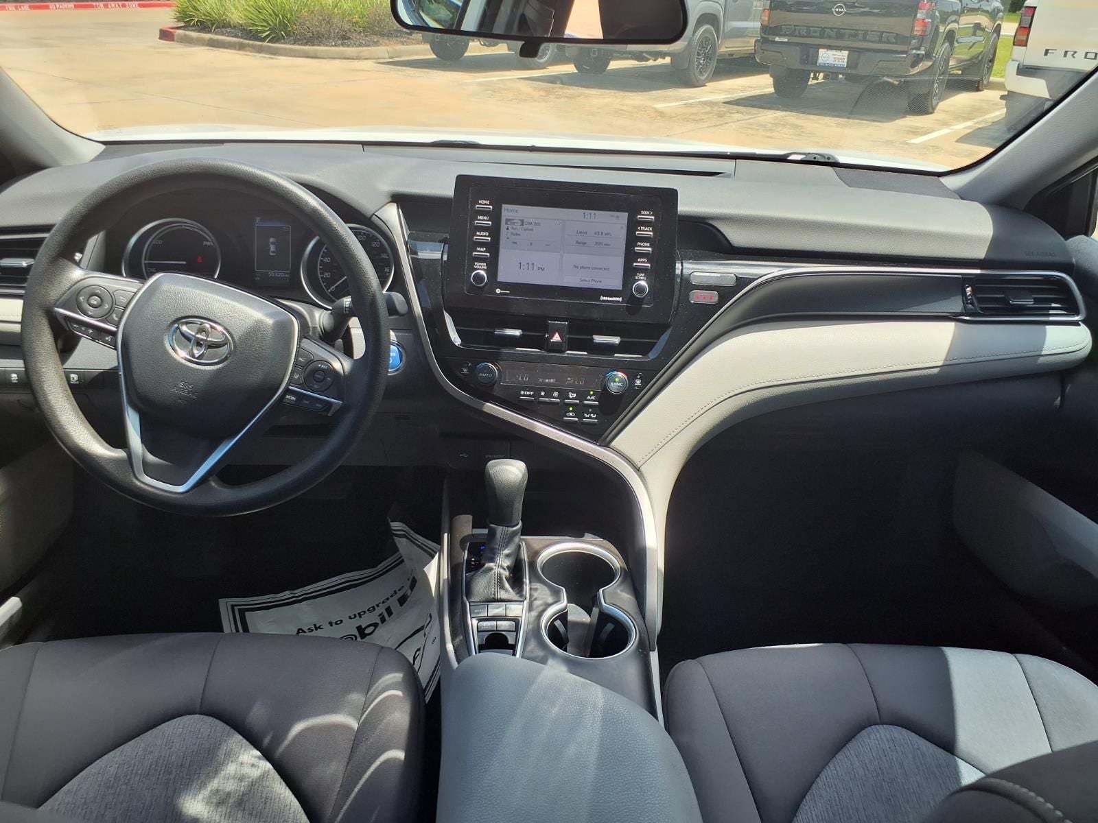 2022 Toyota Camry Hybrid LE
