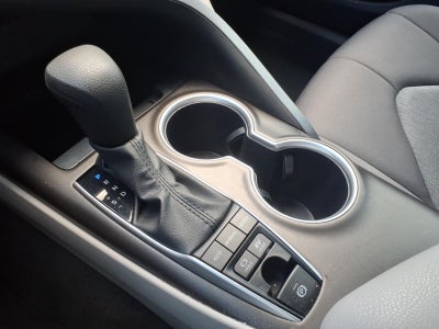 2022 Toyota Camry Hybrid LE