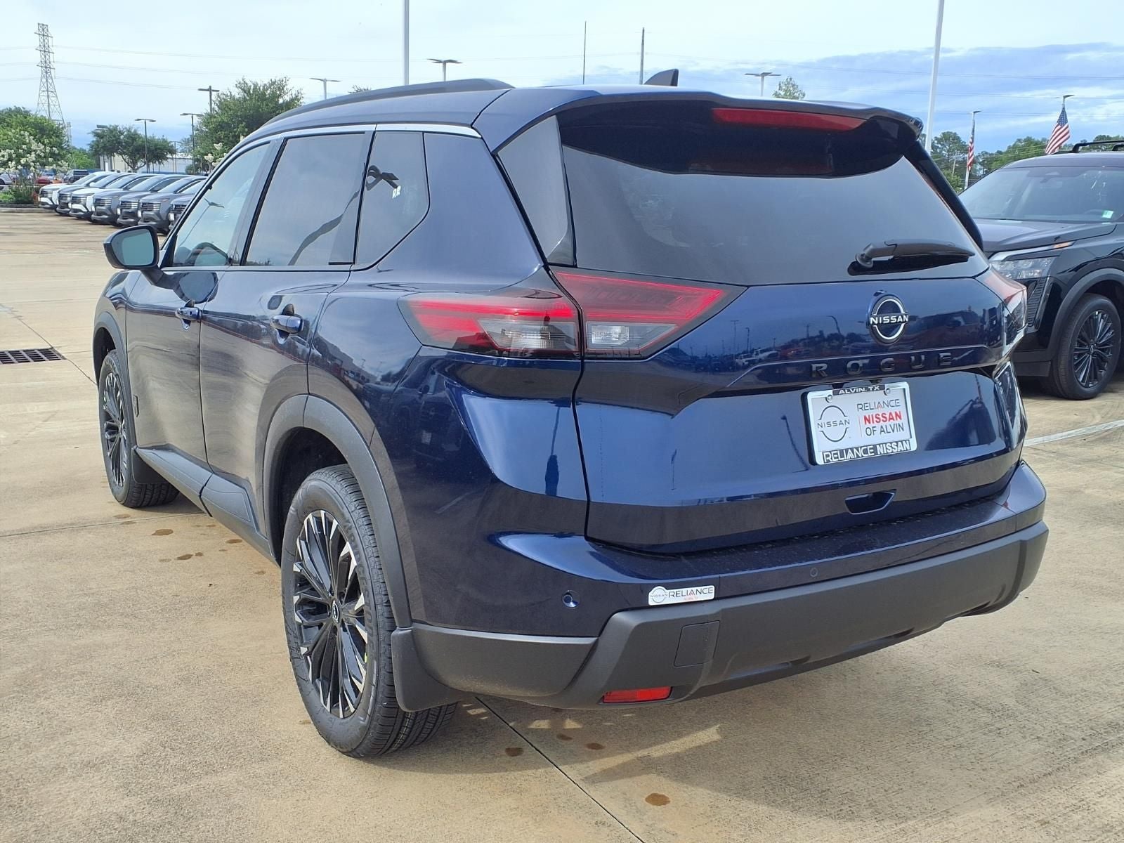 2026 Nissan Rogue Dark Armor