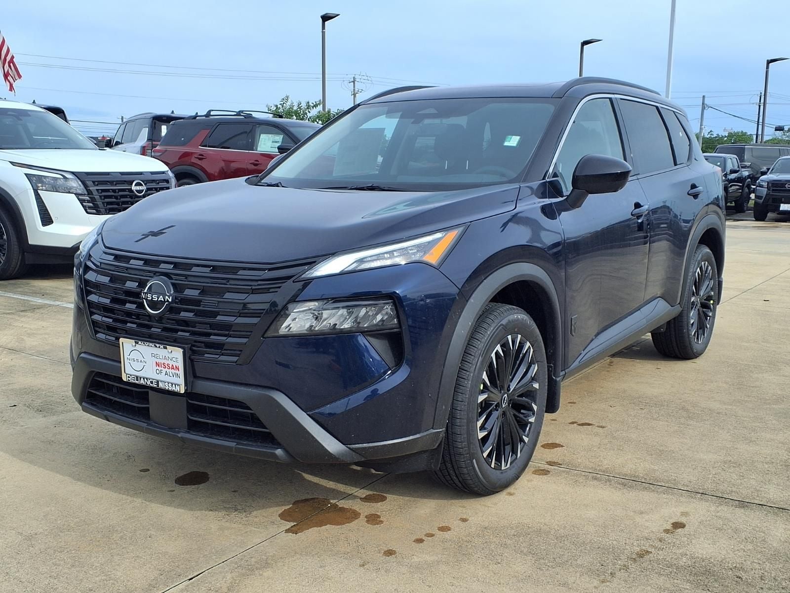 2026 Nissan Rogue Dark Armor