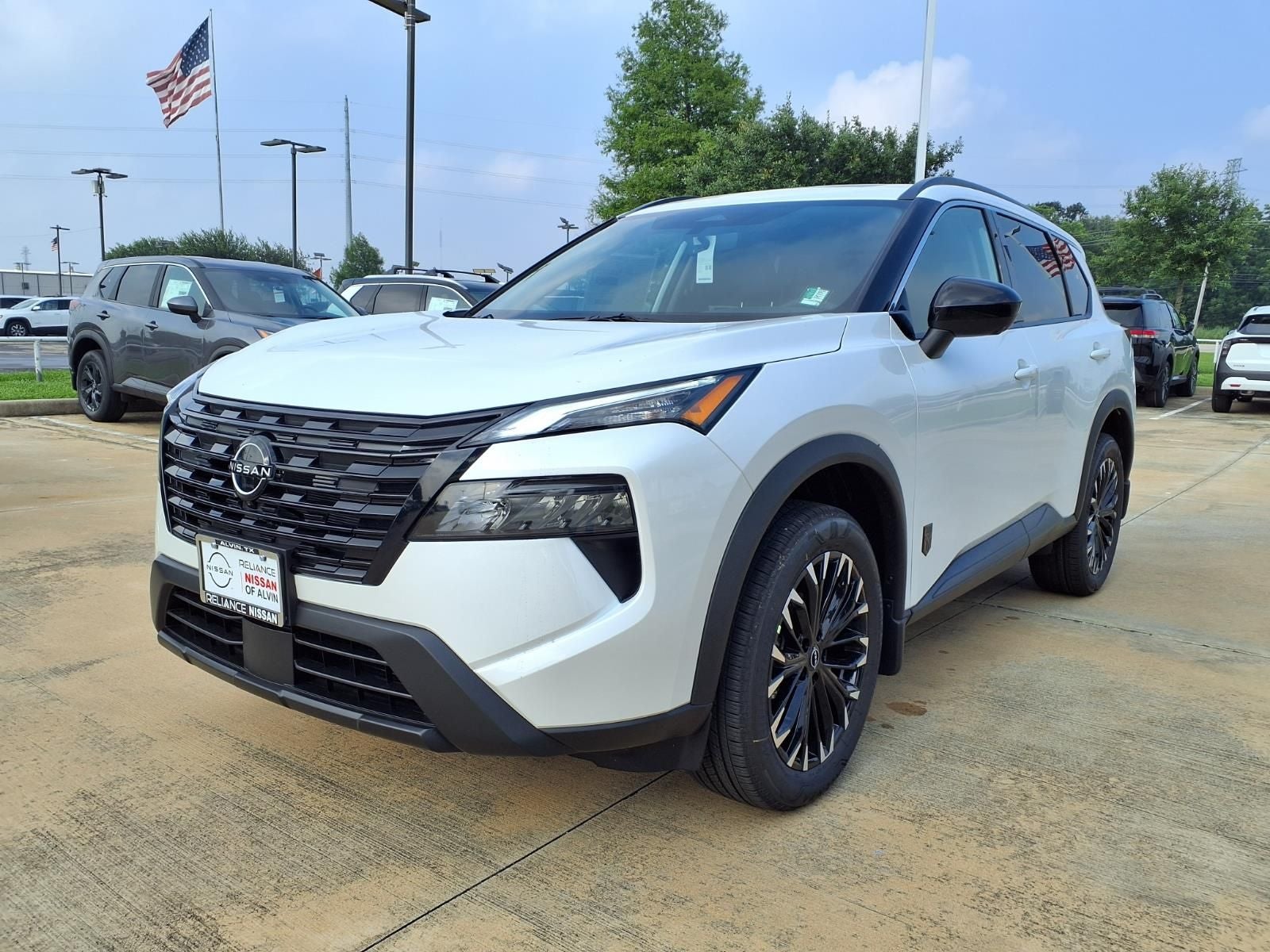 2026 Nissan Rogue Dark Armor