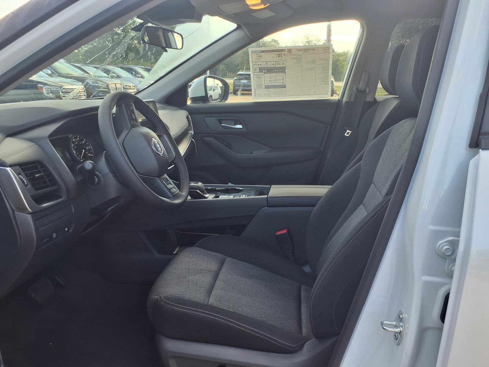 2027 Nissan Rogue SV