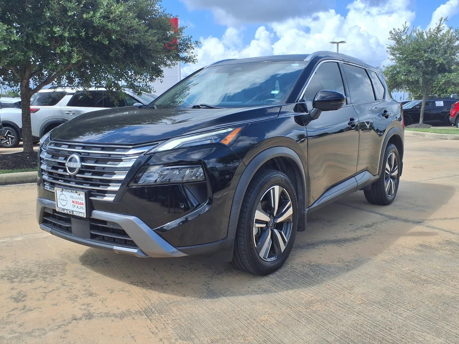 2024 Nissan Rogue SL