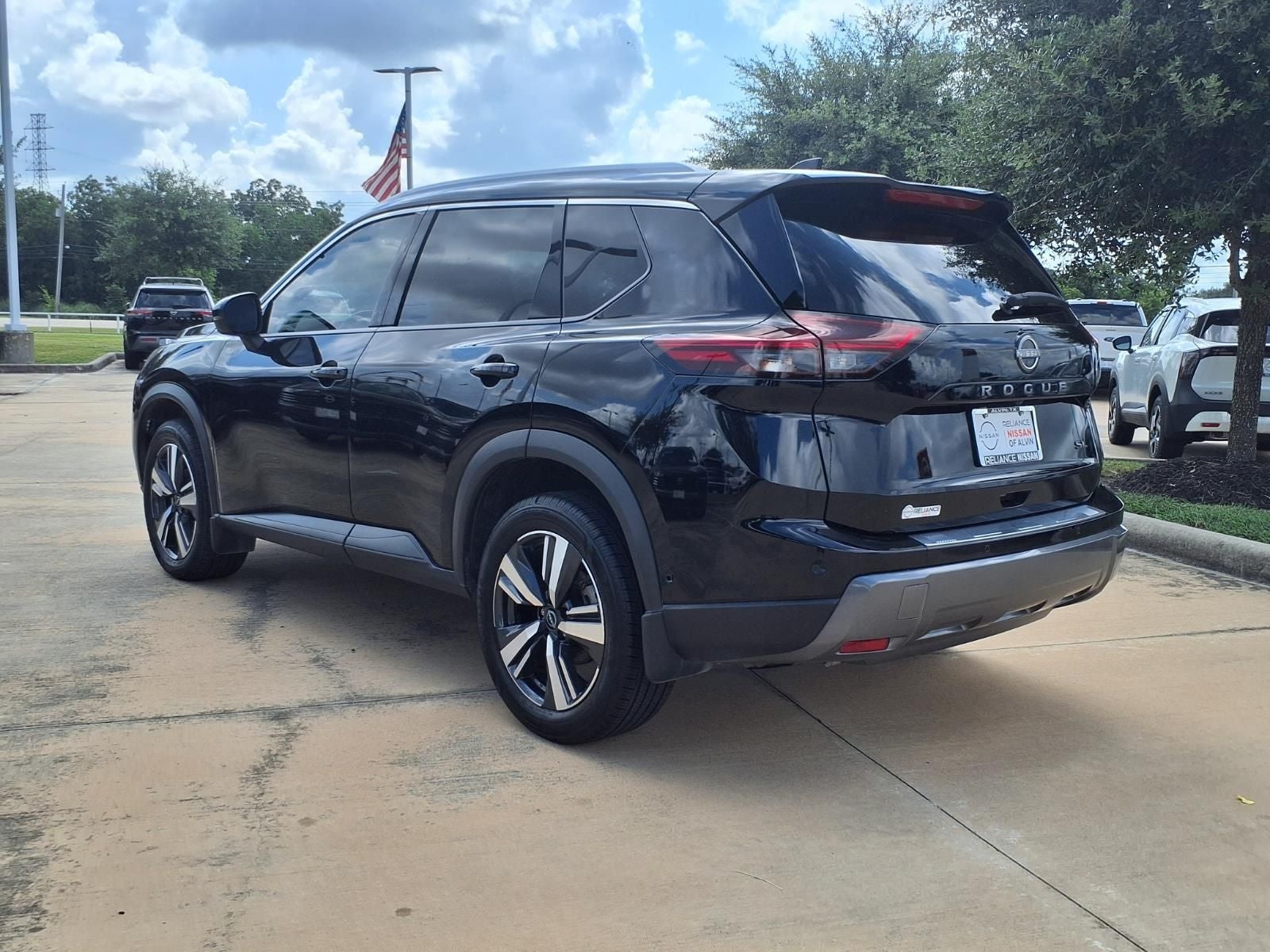 2024 Nissan Rogue SL