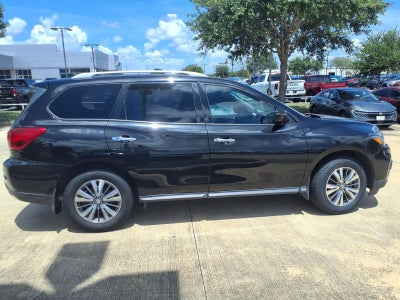 2020 Nissan Pathfinder S