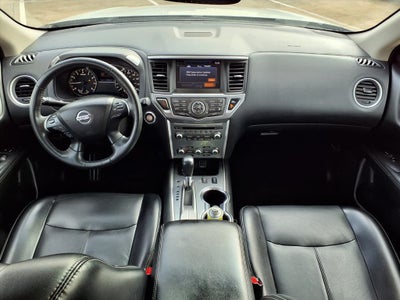 2020 Nissan Pathfinder SL