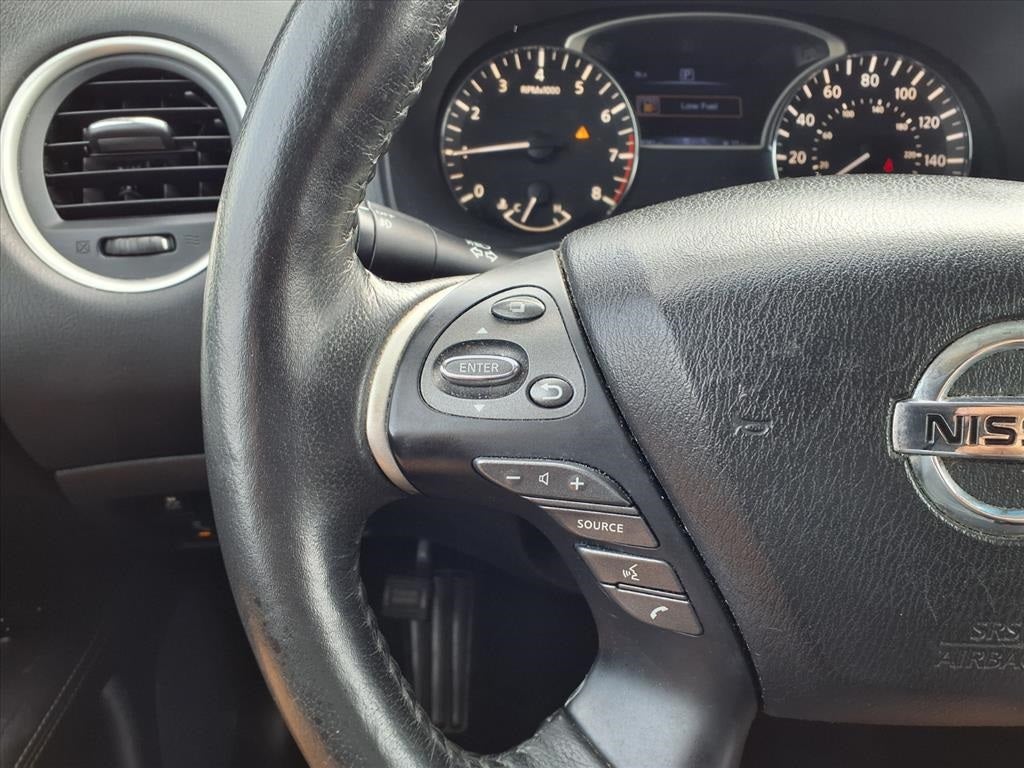 2020 Nissan Pathfinder SL