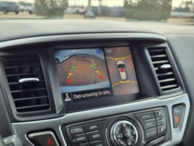 2020 Nissan Pathfinder SL