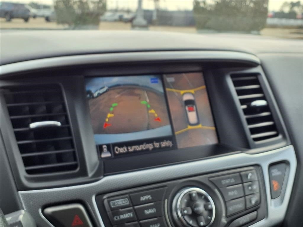 2020 Nissan Pathfinder SL