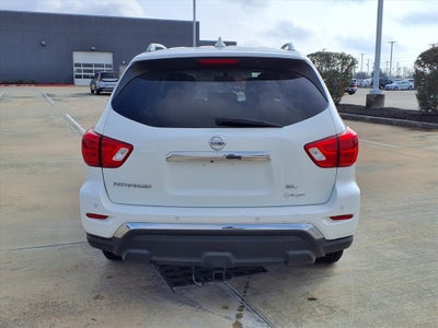 2020 Nissan Pathfinder SL