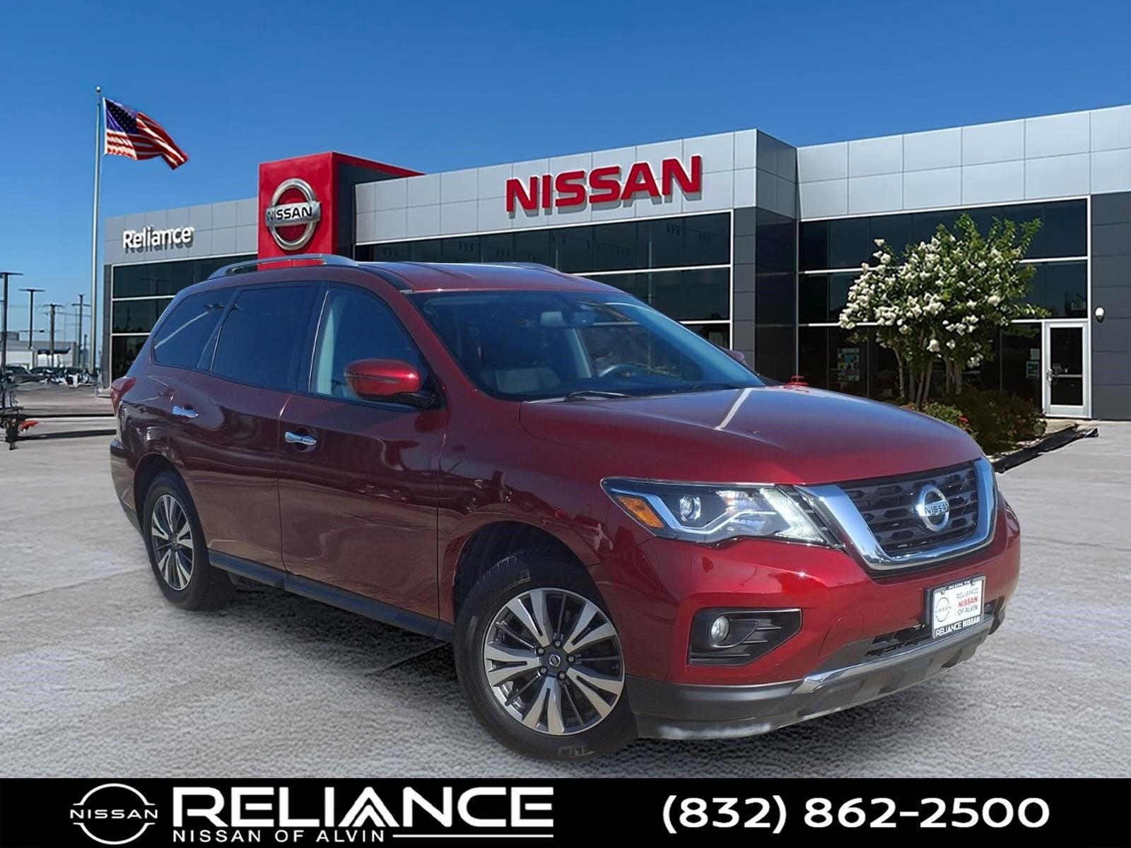 2017 Nissan Pathfinder SV