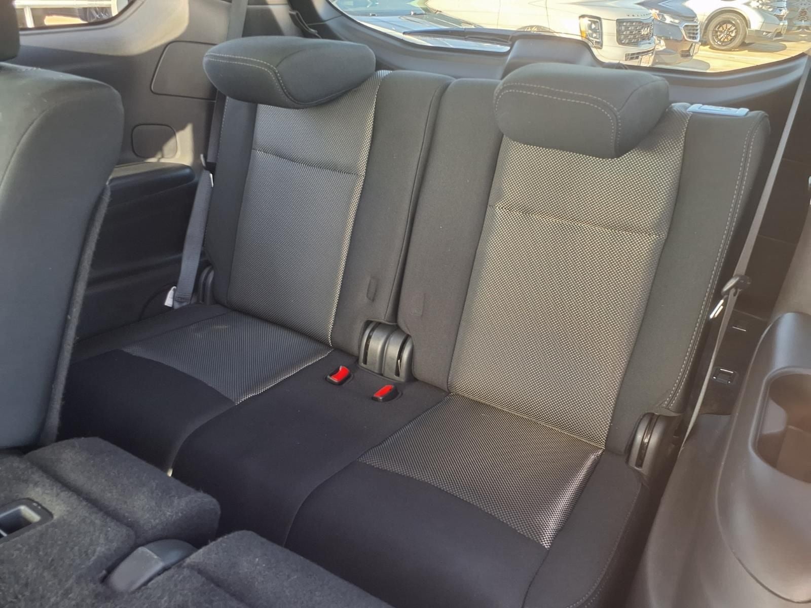 2017 Nissan Pathfinder SV