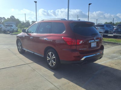 2017 Nissan Pathfinder SV
