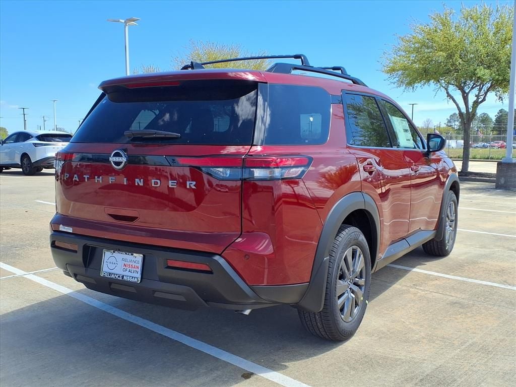 2026 Nissan Pathfinder SV