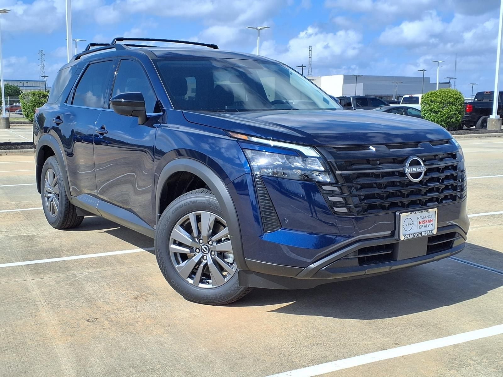 2026 Nissan Pathfinder SV