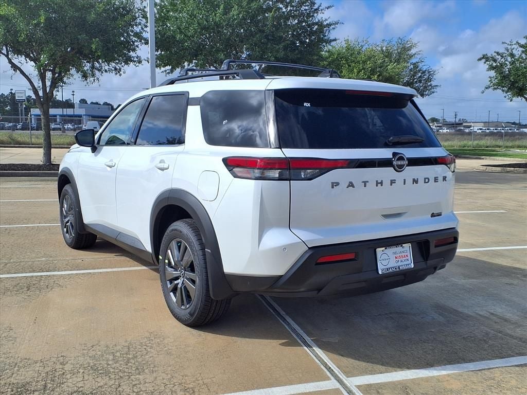 2026 Nissan Pathfinder SV