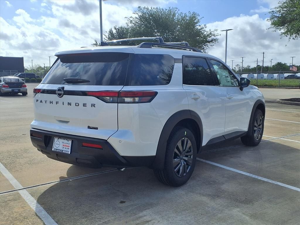 2026 Nissan Pathfinder SV