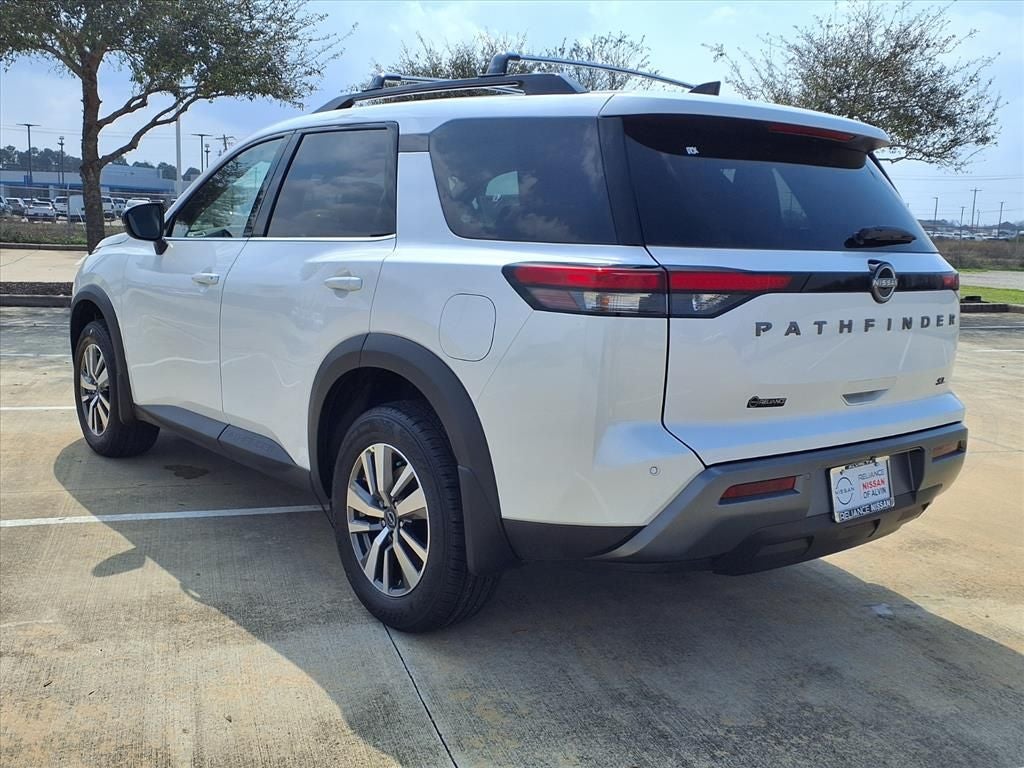 2026 Nissan Pathfinder SL