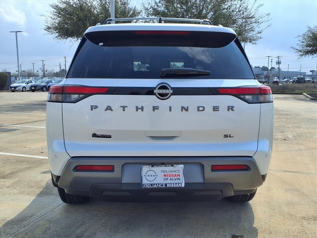 2026 Nissan Pathfinder SL