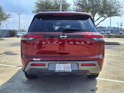 2026 Nissan Pathfinder SL